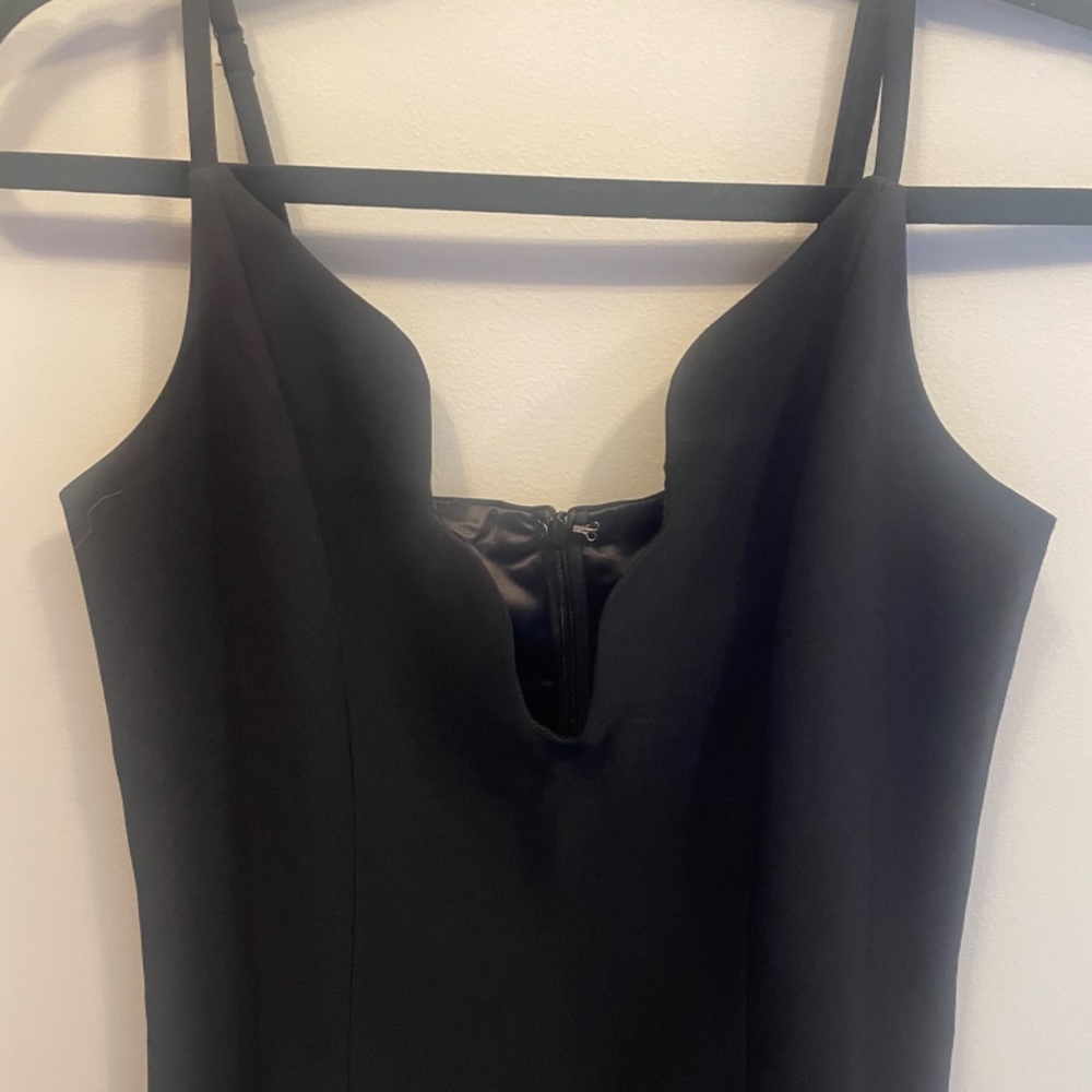 BodyCon - Picture 2 of 5